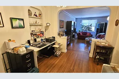 83-06 Vietor Avenue #2F, Elmhurst, NY 11373 - Photo 5