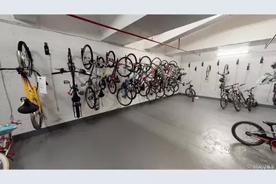 118-17 Union Turnpike #5D, Forest Hills, NY 11375 - Photo 21