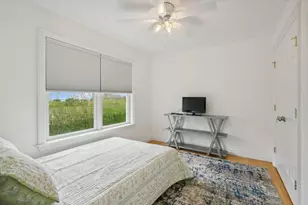 8 Hyler Dr, Hampton Bays, NY 11946 - Photo 11