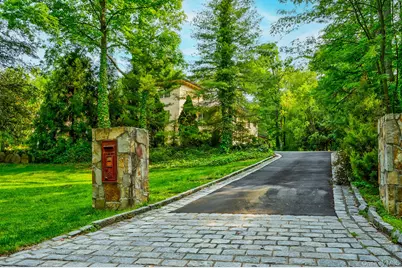 262 Harbor Acres Road, Port Washington, NY 11050 - Photo 21