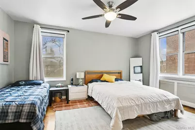 180 Van Cortlandt Park S #6J, Bronx, NY 10463 - Photo 7