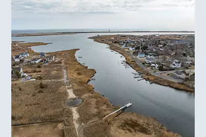 34 Hemlock Drive, Mastic Beach, NY 11951 - Photo 29