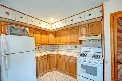 34 Hemlock Drive, Mastic Beach, NY 11951 - Photo 5