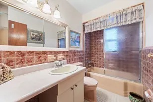 157-44 97th St, Howard Beach, NY 11414 - Photo 15