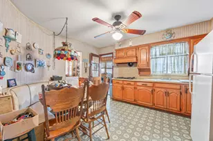 157-44 97th St, Howard Beach, NY 11414 - Photo 9