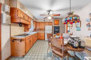 157-44 97th St, Howard Beach, NY 11414 - Photo 7