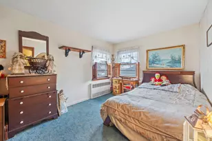 157-44 97th St, Howard Beach, NY 11414 - Photo 13