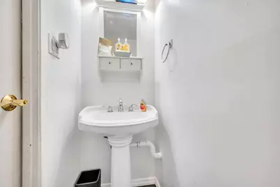 189 Hill Circle, Calverton, NY 11933 - Photo 19