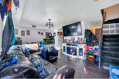 189 Hill Circle, Calverton, NY 11933 - Photo 7