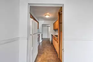 189 Hill Cir, Calverton, NY 11933 - Photo 15