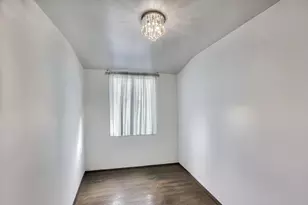 189 Hill Cir, Calverton, NY 11933 - Photo 23