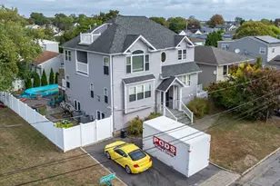 35 Jackson Ave W, Babylon, NY 11702 - Photo 27