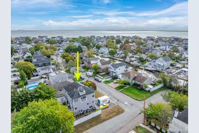 35 Jackson Avenue W, Babylon, NY 11702 - Photo 29