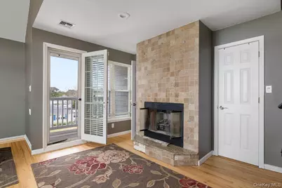 35 Jackson Avenue W, Babylon, NY 11702 - Photo 17