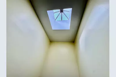 86-20 57th Road, Elmhurst, NY 11373 - Photo 17