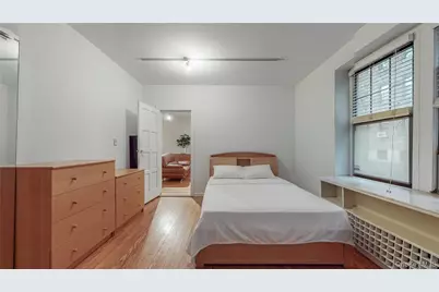 109-14 Ascan Avenue #1D, Forest Hills, NY 11375 - Photo 5