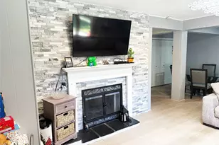 94 Mallard Rd, Levittown, NY 11756 - Photo 5