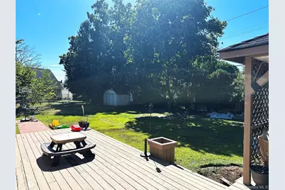 94 Mallard Road, Levittown, NY 11756 - Photo 15