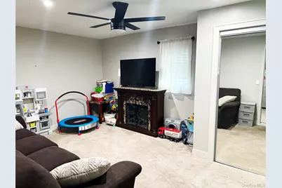 94 Mallard Road, Levittown, NY 11756 - Photo 11