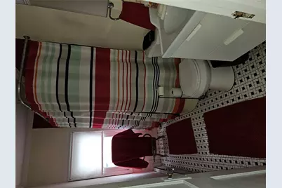 208 Sportsmans Avenue, Freeport, NY 11520 - Photo 17