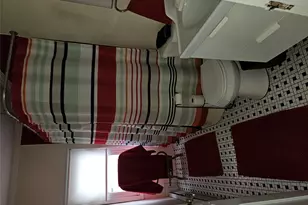 208 Sportsmans Ave, Freeport, NY 11520 - Photo 17