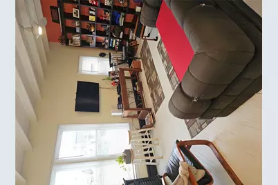 208 Sportsmans Avenue, Freeport, NY 11520 - Photo 9