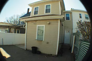 111-37 156th St, Jamaica, NY 11433 - Photo 7