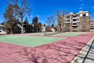 171 Pearsall Dr, Mount Vernon, NY 10552 - Photo 7