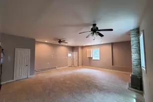 64 Kellum St, Lindenhurst, NY 11757 - Photo 3