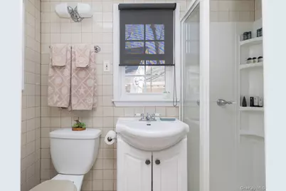 19 Anchor Path, Calverton, NY 11933 - Photo 7