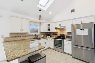 119 Vineyard Way, Aquebogue, NY 11901 - Photo 5