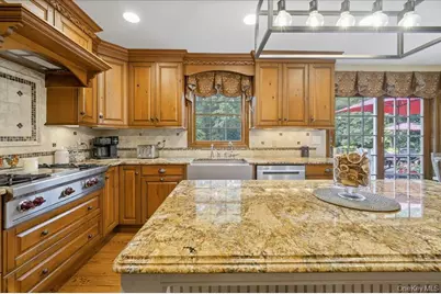 3 Evergreen Court, Montebello, NY 10901 - Photo 15