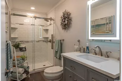 254 Meeting House Creek Road, Aquebogue, NY 11931 - Photo 17