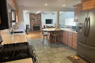 254 Meeting House Creek Rd, Aquebogue, NY 11931 - Photo 7