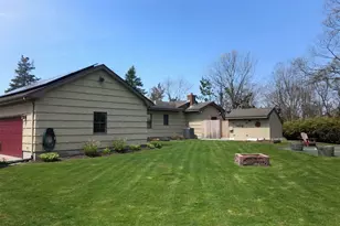 254 Meeting House Creek Rd, Aquebogue, NY 11931 - Photo 25