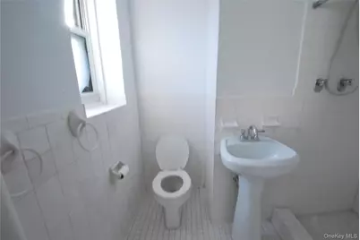 16 Lake Street #3F, White Plains, NY 10603 - Photo 17