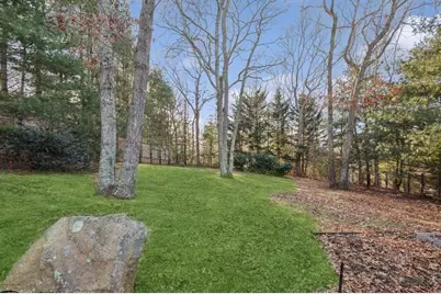 24 Clamshell Avenue, East Hampton, NY 11937 - Photo 35