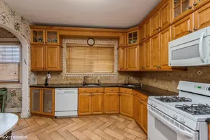 130 Hards Ln, Lawrence, NY 11559 - Photo 23