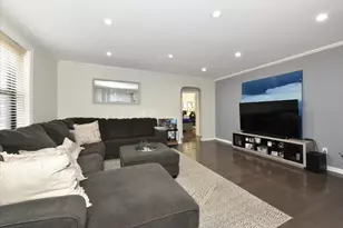 22-39 78th St, Astoria, NY 11370 - Photo 3