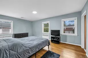 61-46 213th St, Bayside, NY 11364 - Photo 9