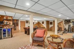 62 Laurel Dr, Smithtown, NY 11787 - Photo 37