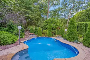62 Laurel Dr, Smithtown, NY 11787 - Photo 43
