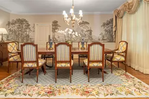 48 Pembroke Dr, Glen Cove, NY 11542 - Photo 9