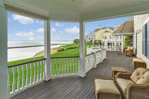 48 Pembroke Dr, Glen Cove, NY 11542 - Photo 21