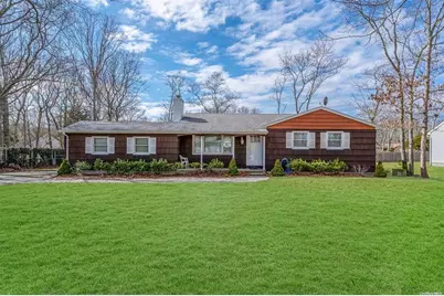 168 W Tiana Road, Hampton Bays, NY 11946 - Photo 1