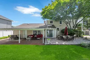 20 Northern Pkwy E, Plainview, NY 11803 - Photo 21