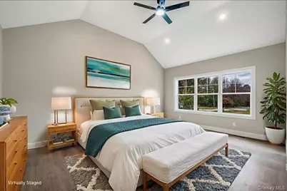 329 Weeks Avenue, Manorville, NY 11949 - Photo 15