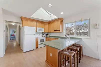 7 Cove Lane, Westhampton Dunes, NY 11978 - Photo 5