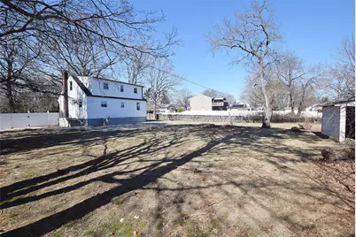 1347 Ferndale Boulevard, Central Islip, NY 11722 - Photo 19