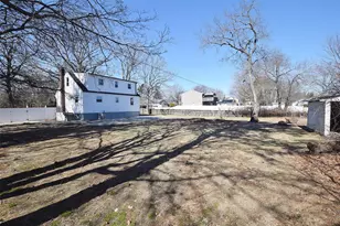 1347 Ferndale Blvd, Central Islip, NY 11722 - Photo 19